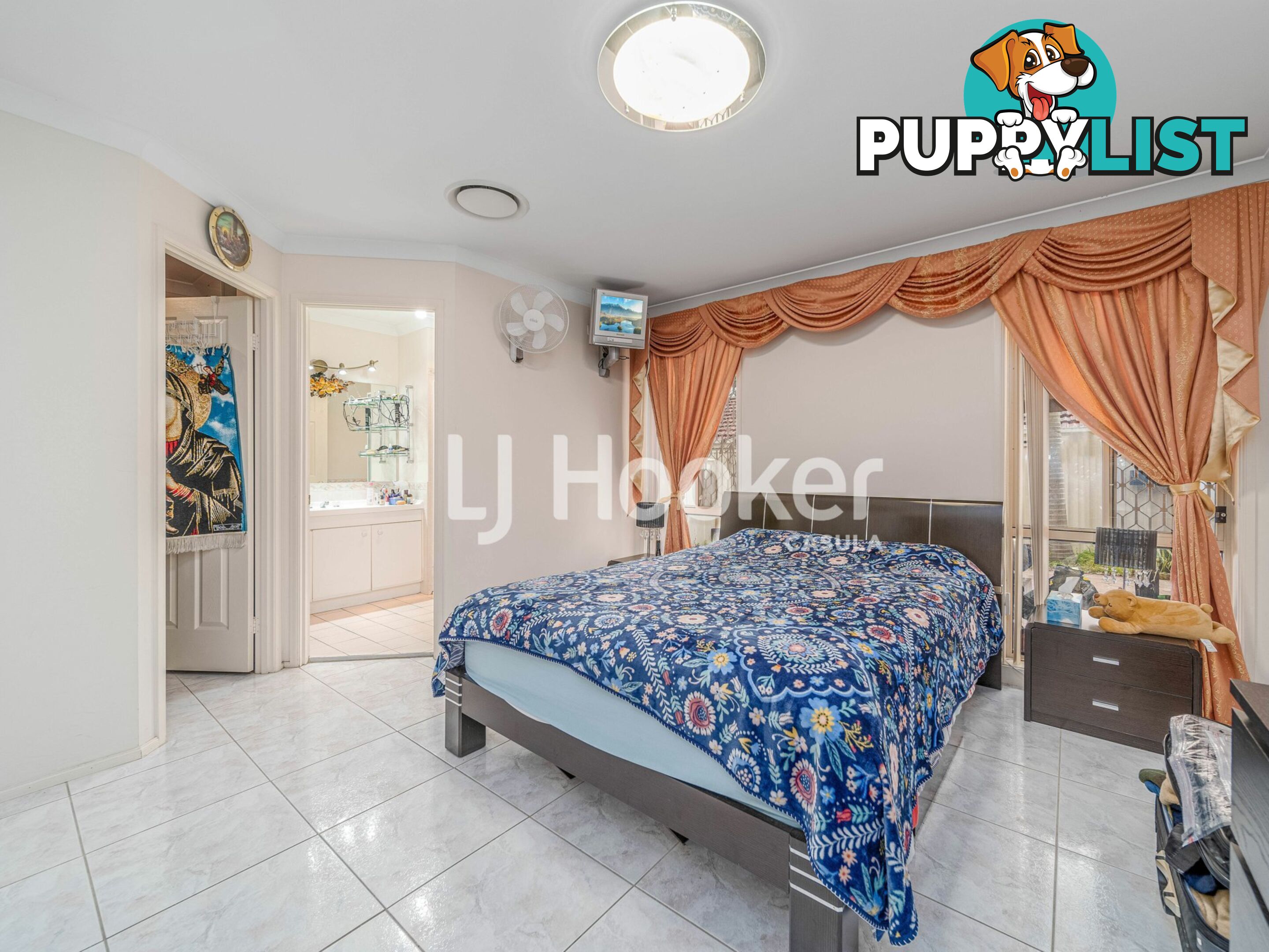 22 Wainewright Avenue WEST HOXTON NSW 2171
