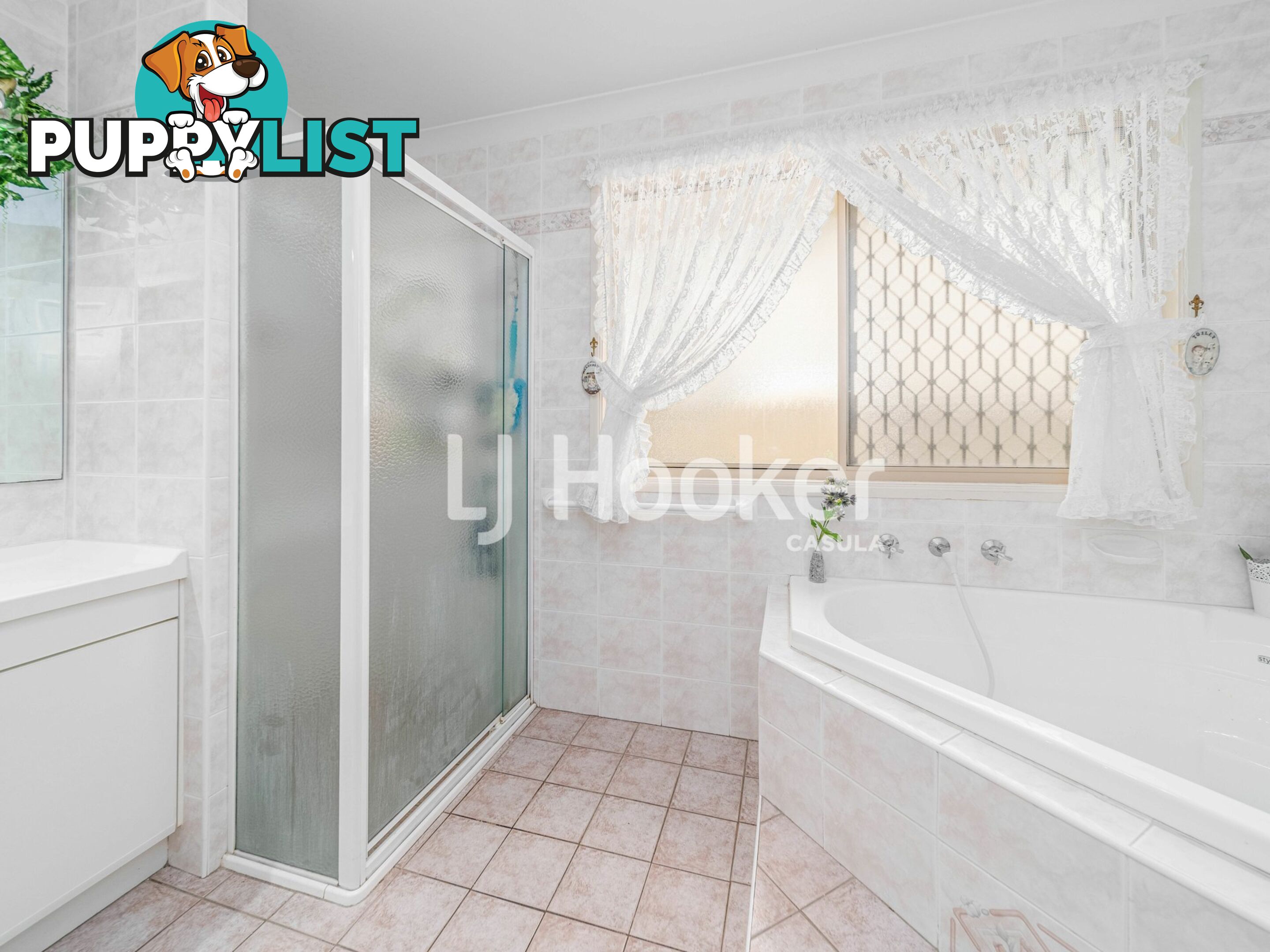 22 Wainewright Avenue WEST HOXTON NSW 2171