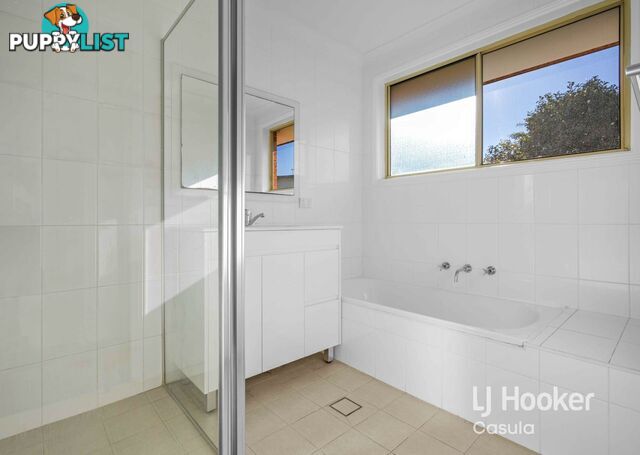 1/8 Kiriwina Place GLENFIELD NSW 2167