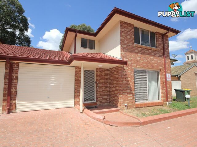 Unit 17/11-15 Greenfield Road GREENFIELD PARK NSW 2176