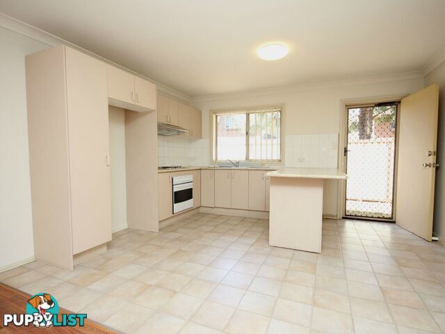 Unit 17/11-15 Greenfield Road GREENFIELD PARK NSW 2176