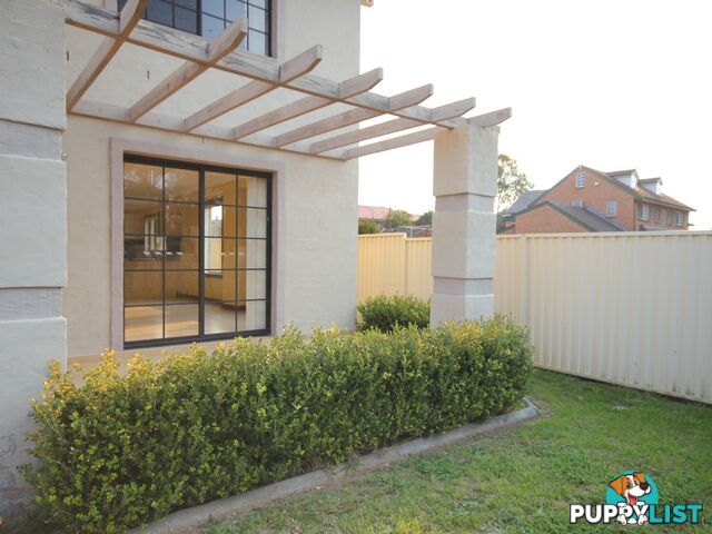 77 Boomerang Road EDENSOR PARK NSW 2176