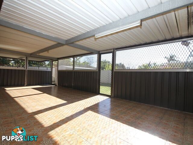 52 Buranda Crescent ST JOHNS PARK NSW 2176