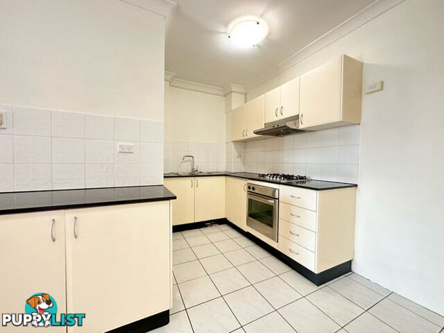 2/9-13 Griffiths Street BLACKTOWN NSW 2148