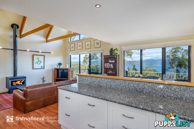 87 Bruny Island Main Road DENNES POINT TAS 7150