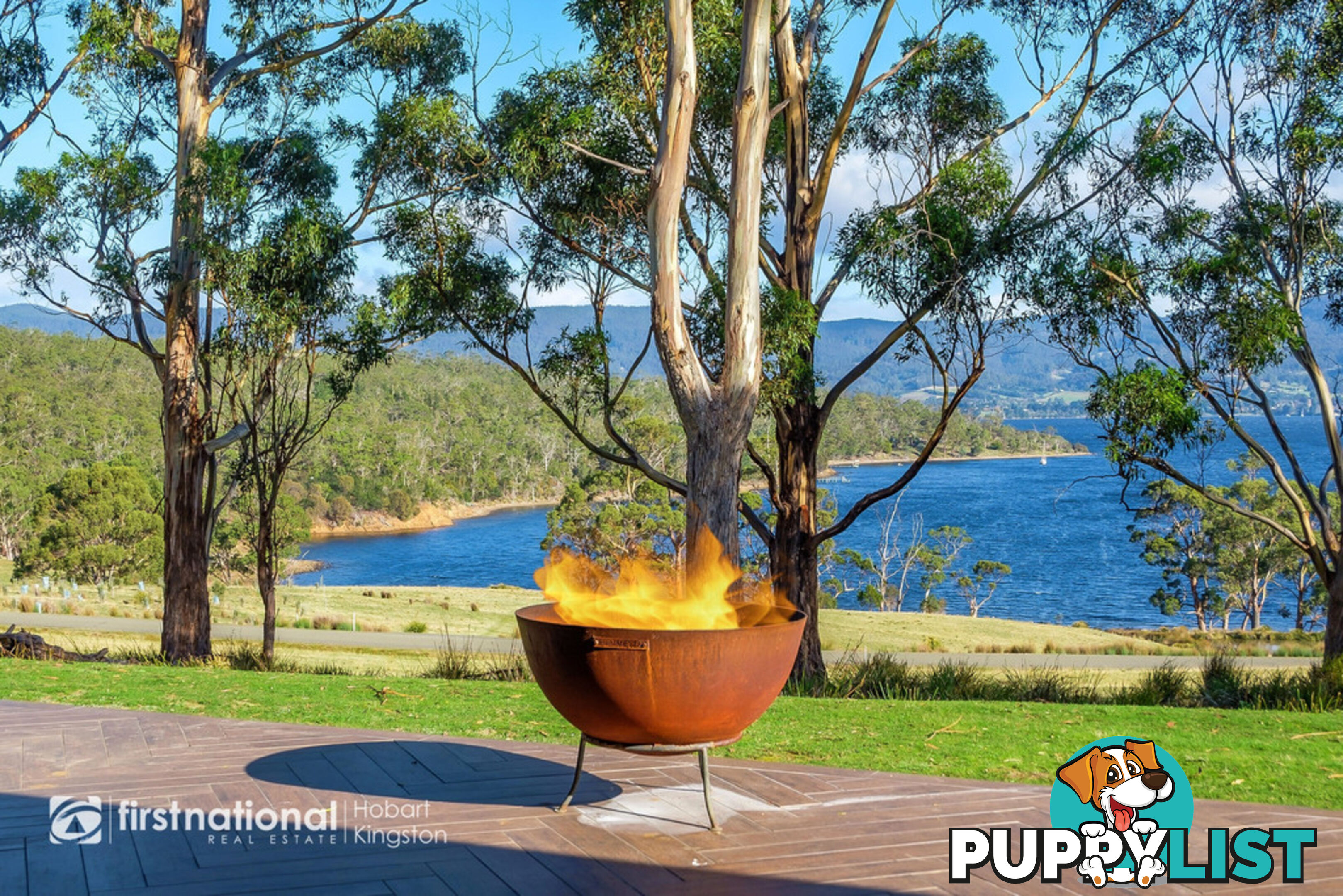 2 D'Entrecasteaux Drive NORTH BRUNY TAS 7150