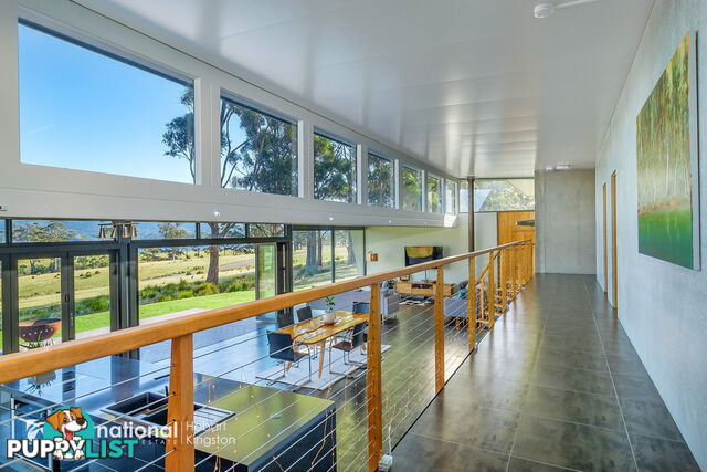 2 D'Entrecasteaux Drive NORTH BRUNY TAS 7150