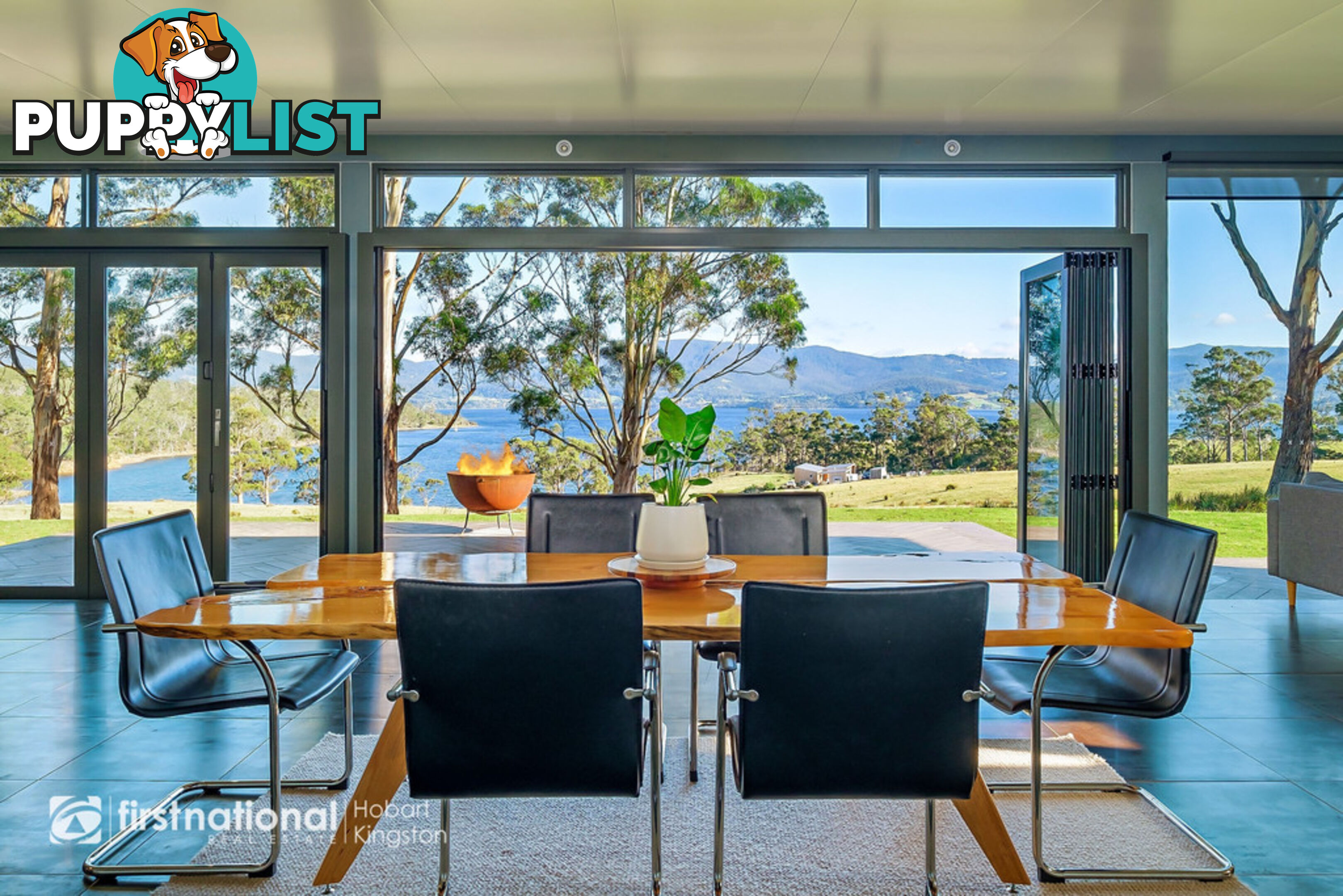 2 D'Entrecasteaux Drive NORTH BRUNY TAS 7150