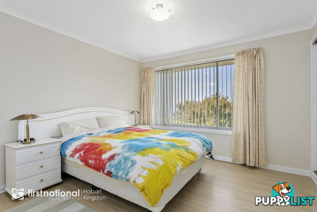 2/12 Stratford Place BLACKMANS BAY TAS 7052