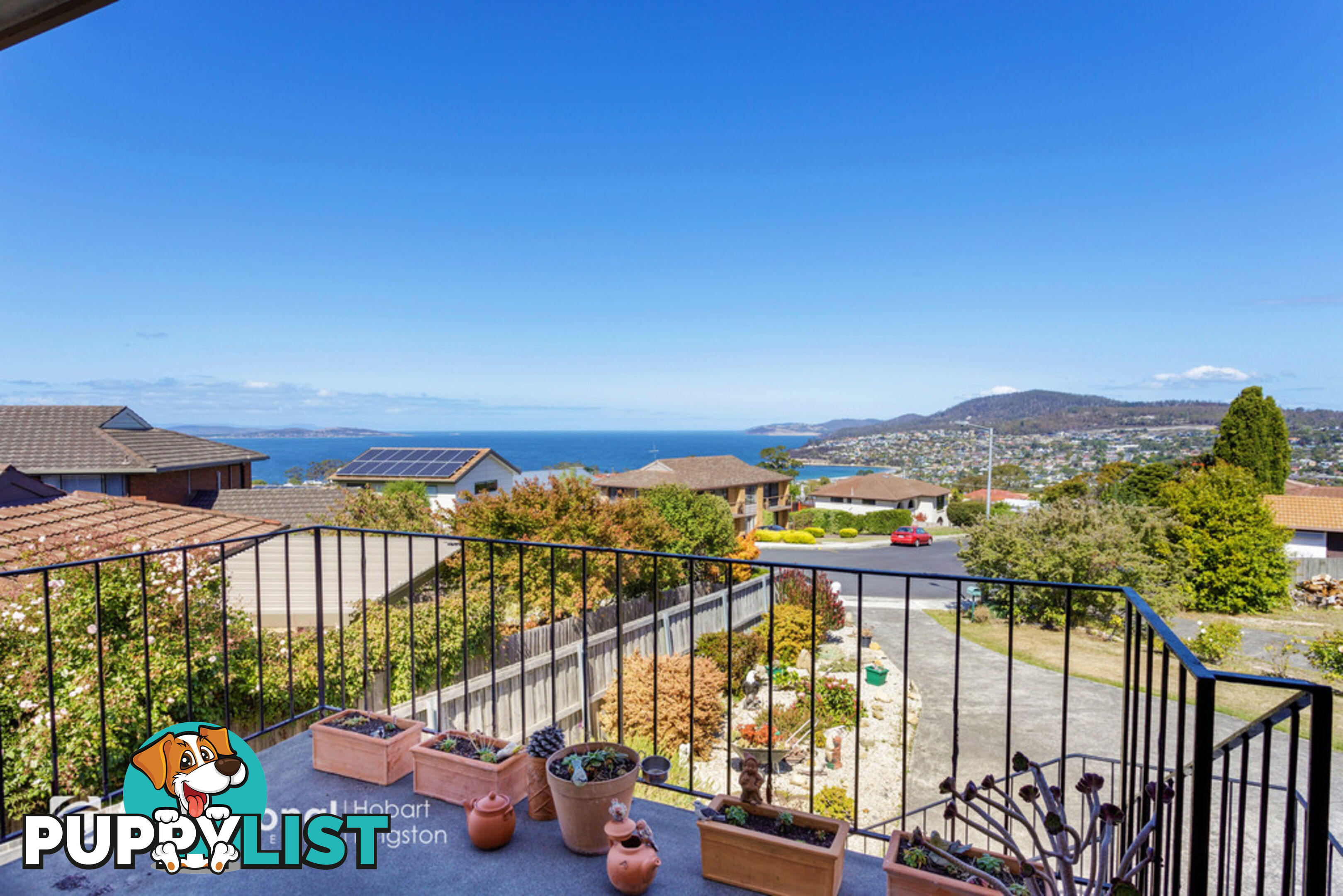 2/12 Stratford Place BLACKMANS BAY TAS 7052