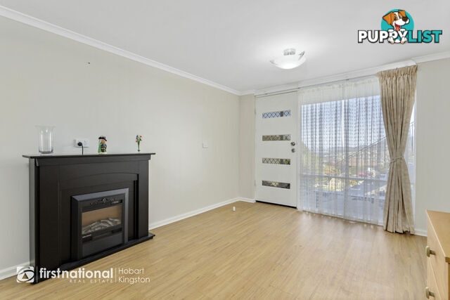 2/12 Stratford Place BLACKMANS BAY TAS 7052