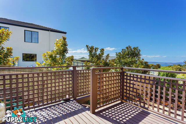 2/12 Stratford Place BLACKMANS BAY TAS 7052