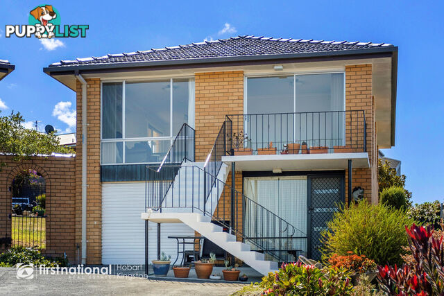 2/12 Stratford Place BLACKMANS BAY TAS 7052