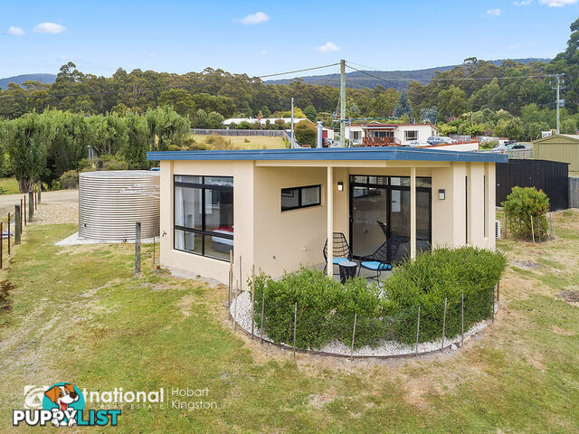 8 Lumeah Road ADVENTURE BAY TAS 7150