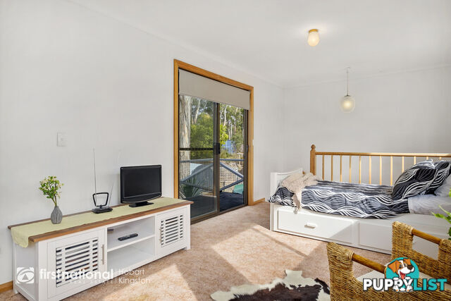 38 Cox Drive DENNES POINT TAS 7150