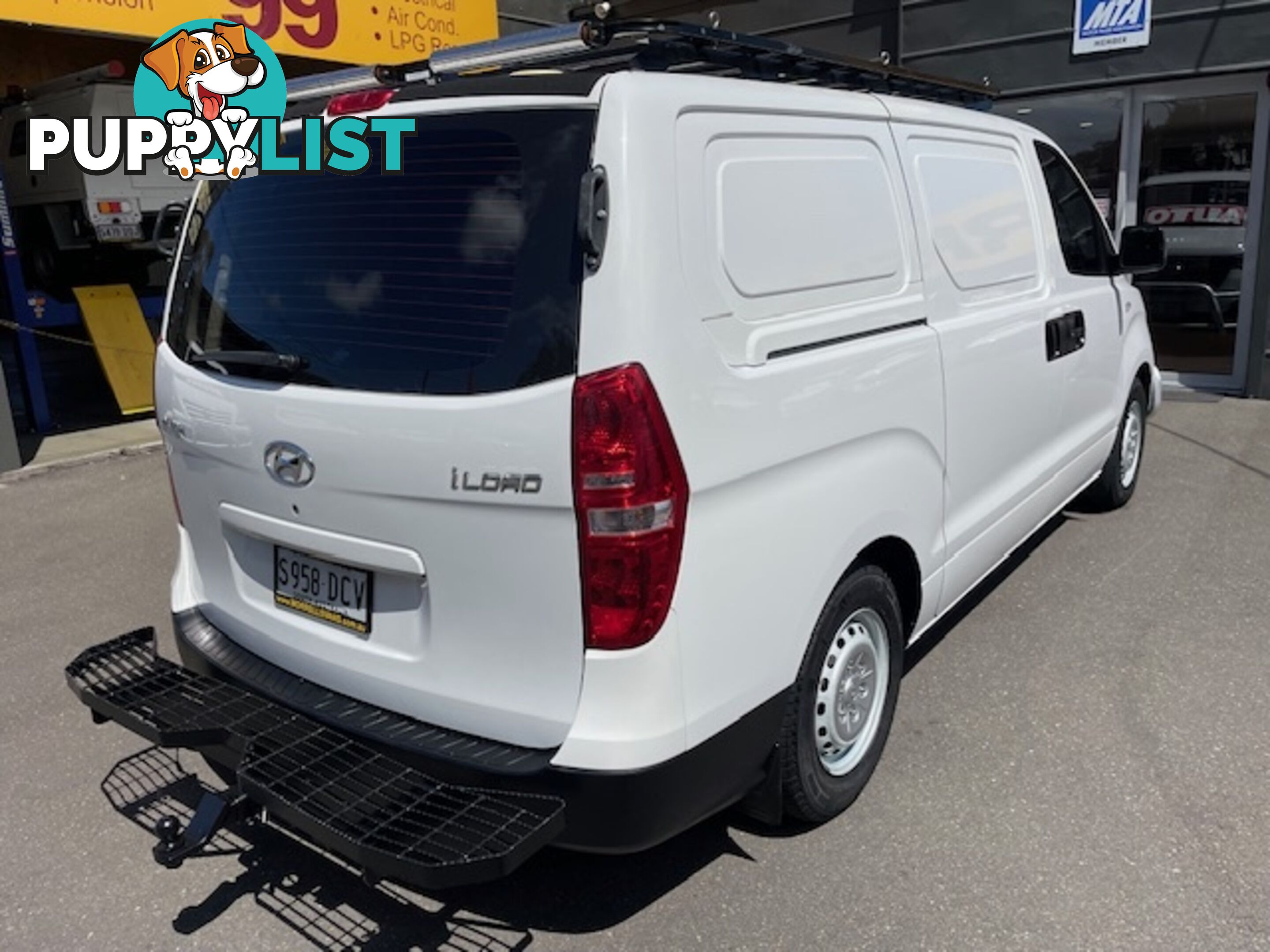 2018 HYUNDAI ILOAD 3S LIFTBACK TQ4 MY19 4D VAN