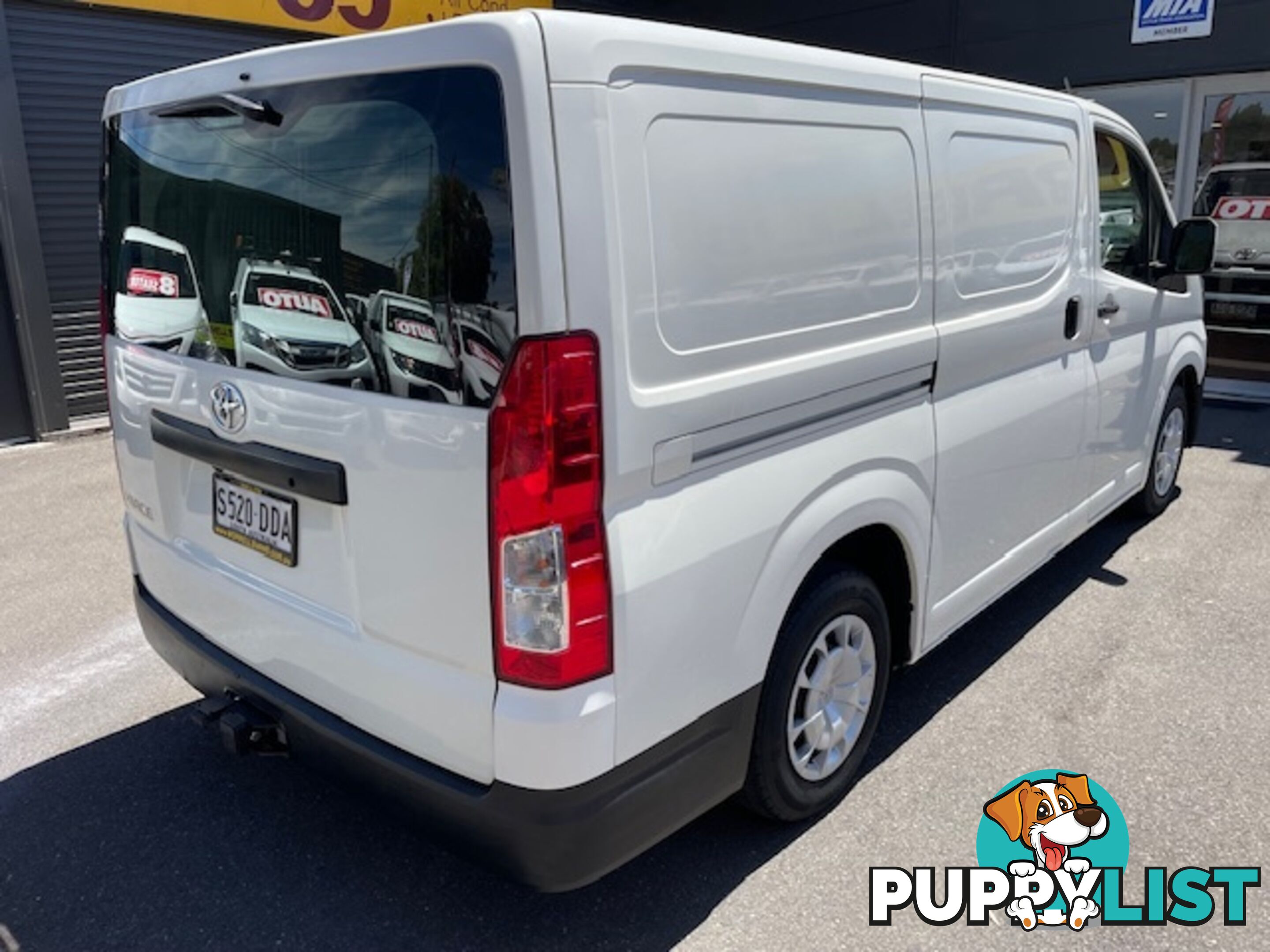 2019 TOYOTA HIACE LWB GDH300R 4D VAN