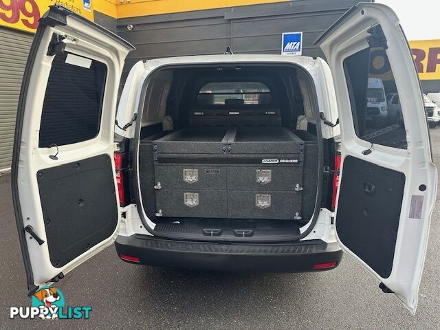 2020 HYUNDAI ILOAD 6S TWIN SWING TQ4 MY20 4D CREW VAN