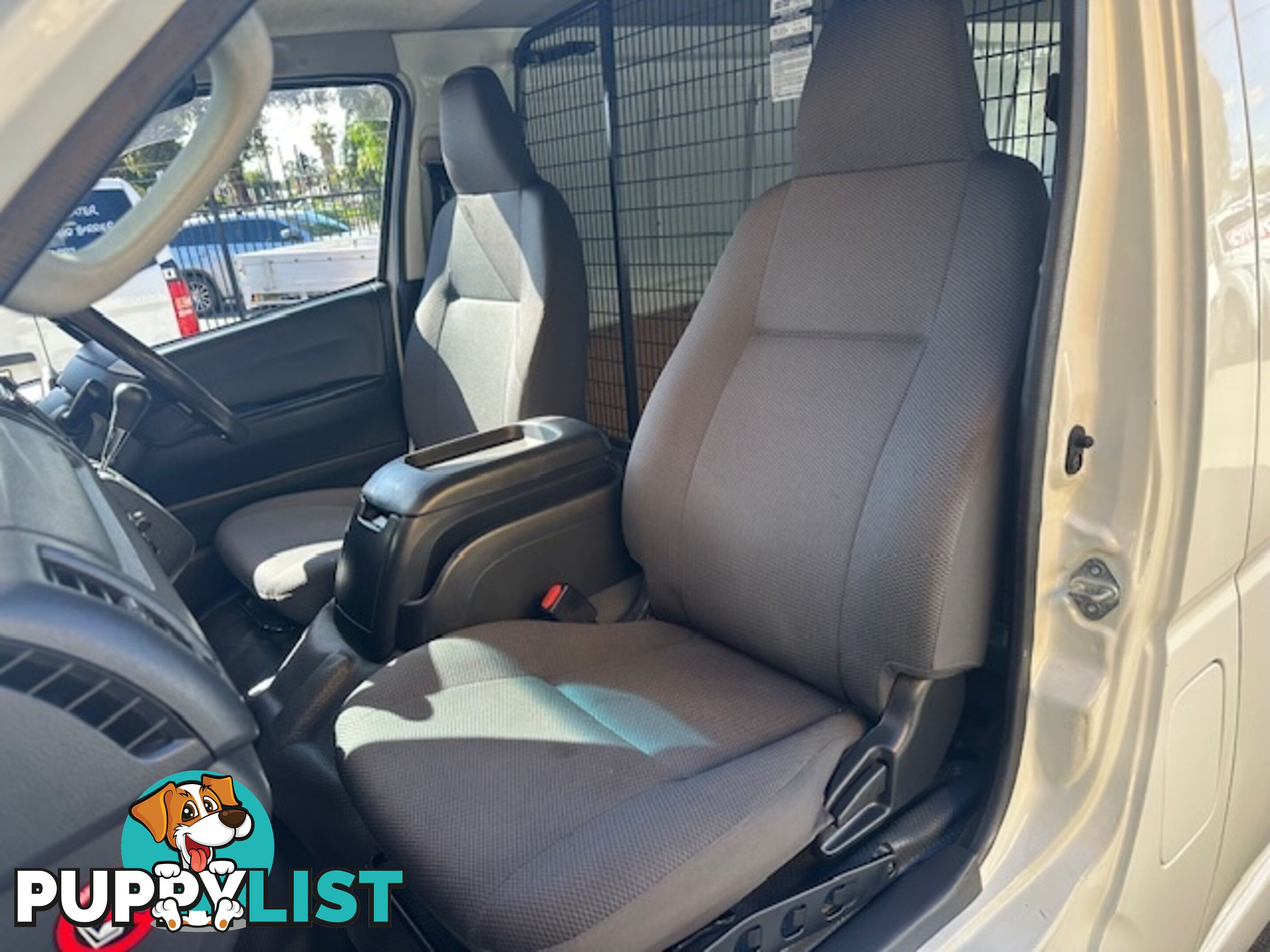 2018 TOYOTA HIACE LWB KDH201R MY16 4D VAN