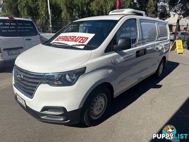 2018 HYUNDAI ILOAD 3S TWIN SWING TQ4 MY19 4D VAN
