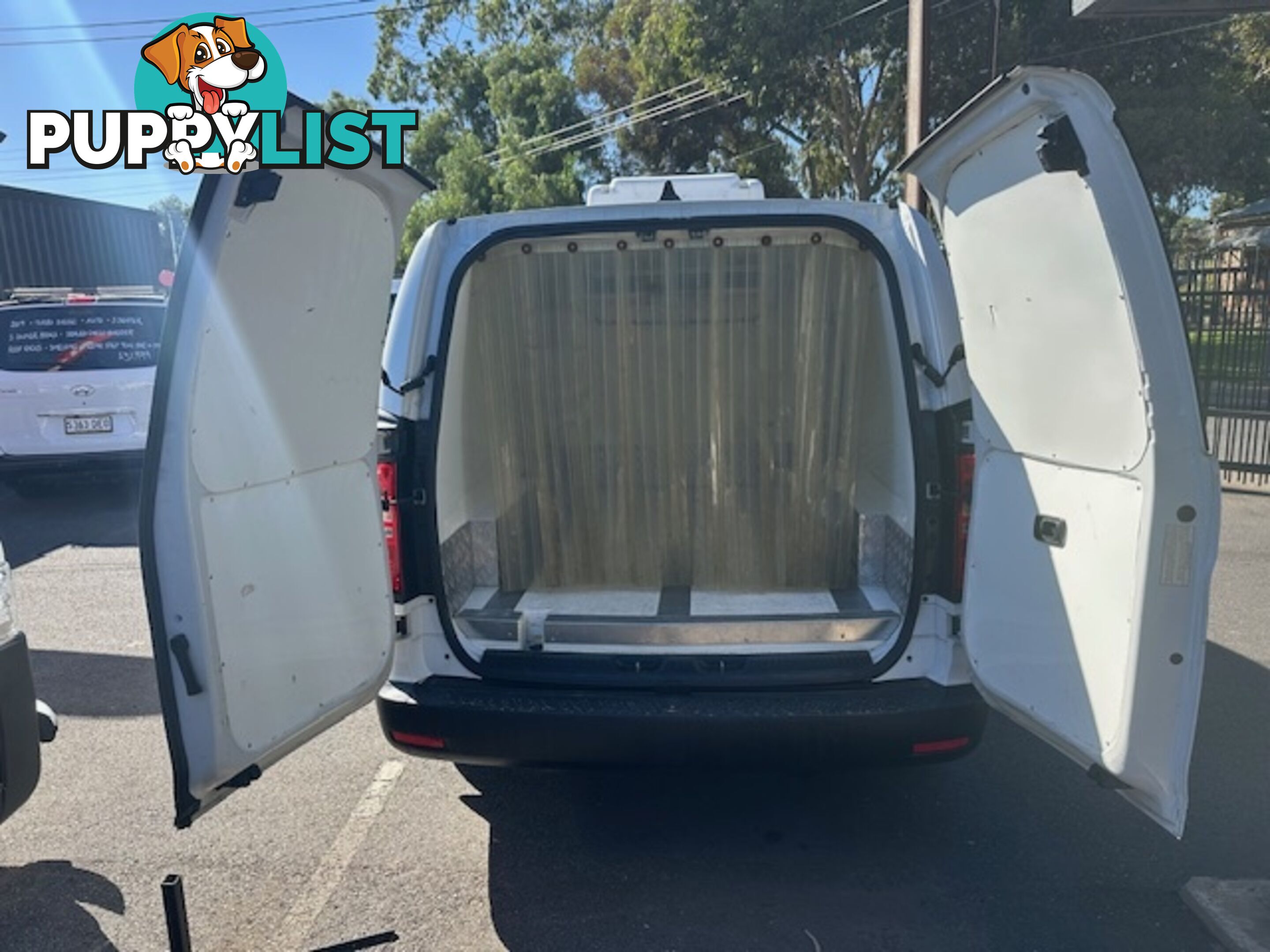 2018 HYUNDAI ILOAD 3S TWIN SWING TQ4 MY19 4D VAN