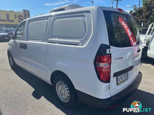 2018 HYUNDAI ILOAD 3S TWIN SWING TQ4 MY19 4D VAN