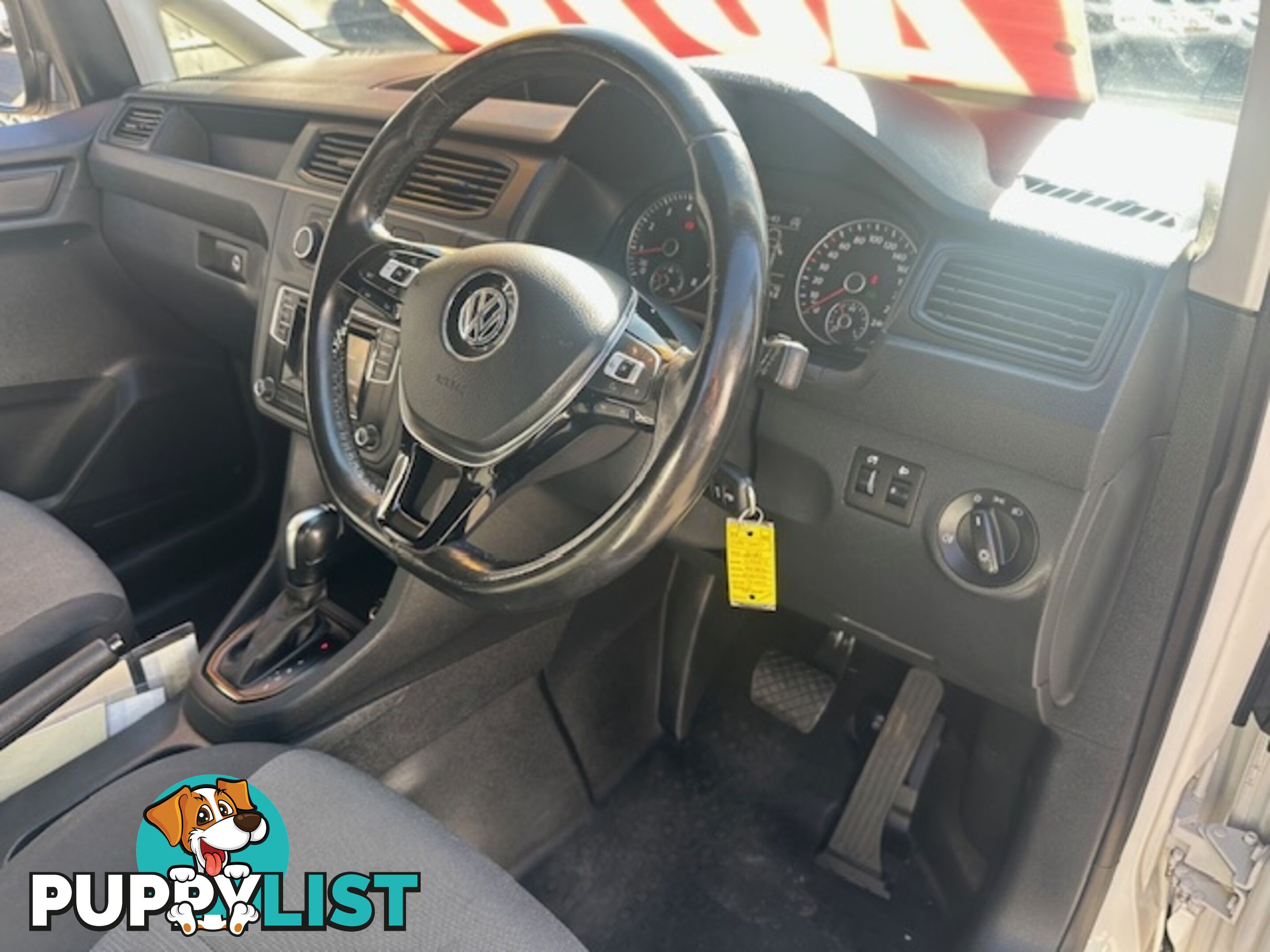 2020 VOLKSWAGEN CADDY TSI220 2K MY20 3D VAN