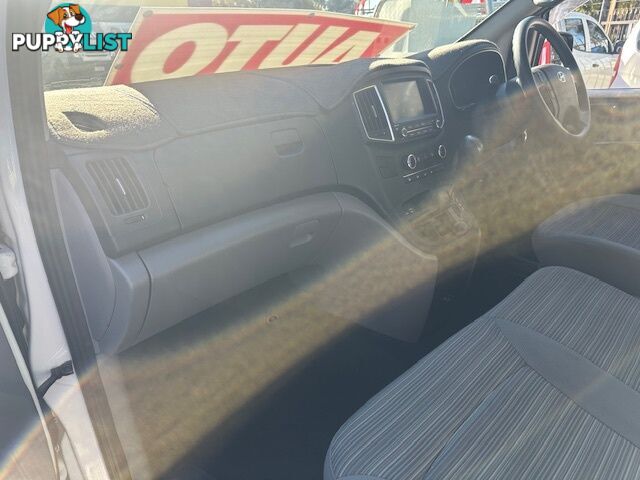 2019 HYUNDAI ILOAD 3S TWIN SWING TQ4 MY20 4D VAN