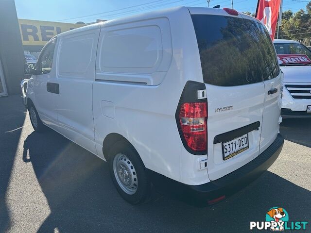 2019 HYUNDAI ILOAD 3S TWIN SWING TQ4 MY20 4D VAN