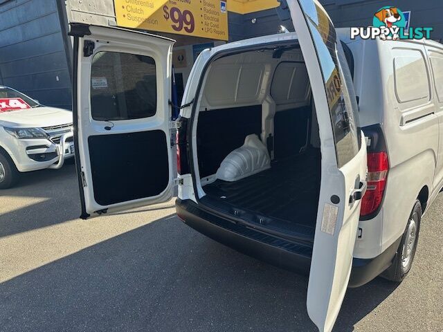 2019 HYUNDAI ILOAD 3S TWIN SWING TQ4 MY20 4D VAN