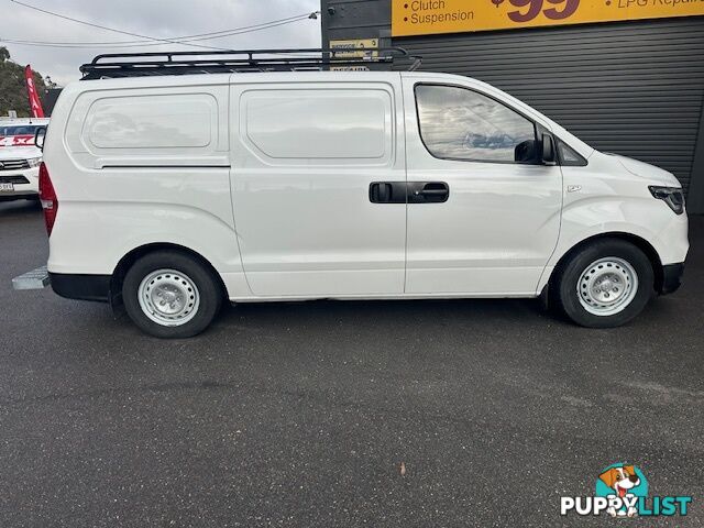 2018 HYUNDAI ILOAD 3S LIFTBACK TQ4 MY19 4D VAN