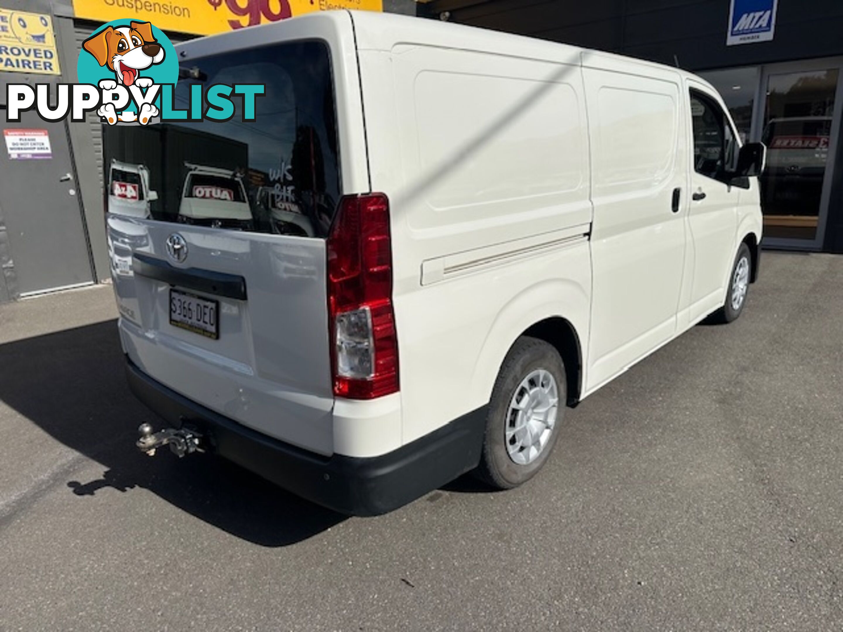 2020 TOYOTA HIACE LWB GDH300R 5D VAN