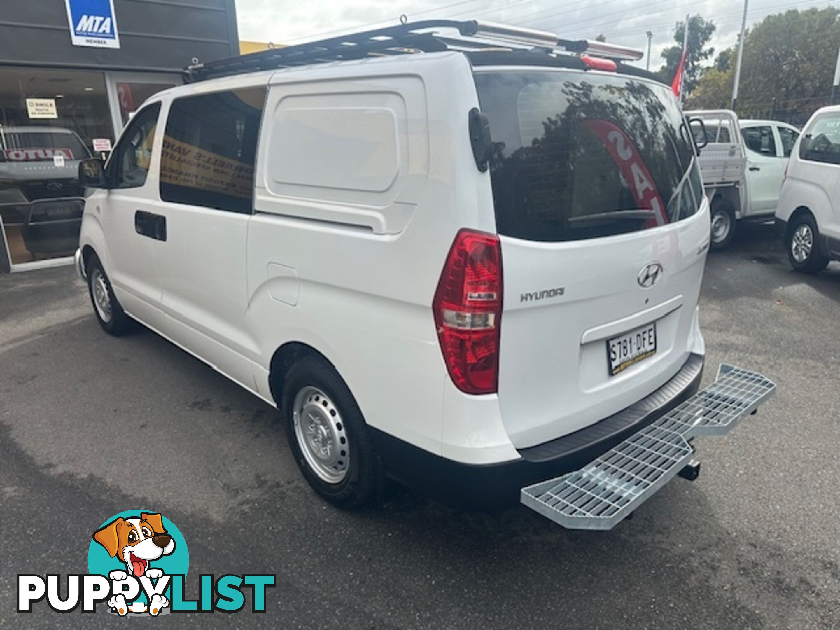 2018 HYUNDAI ILOAD 3S LIFTBACK TQ4 MY19 4D VAN