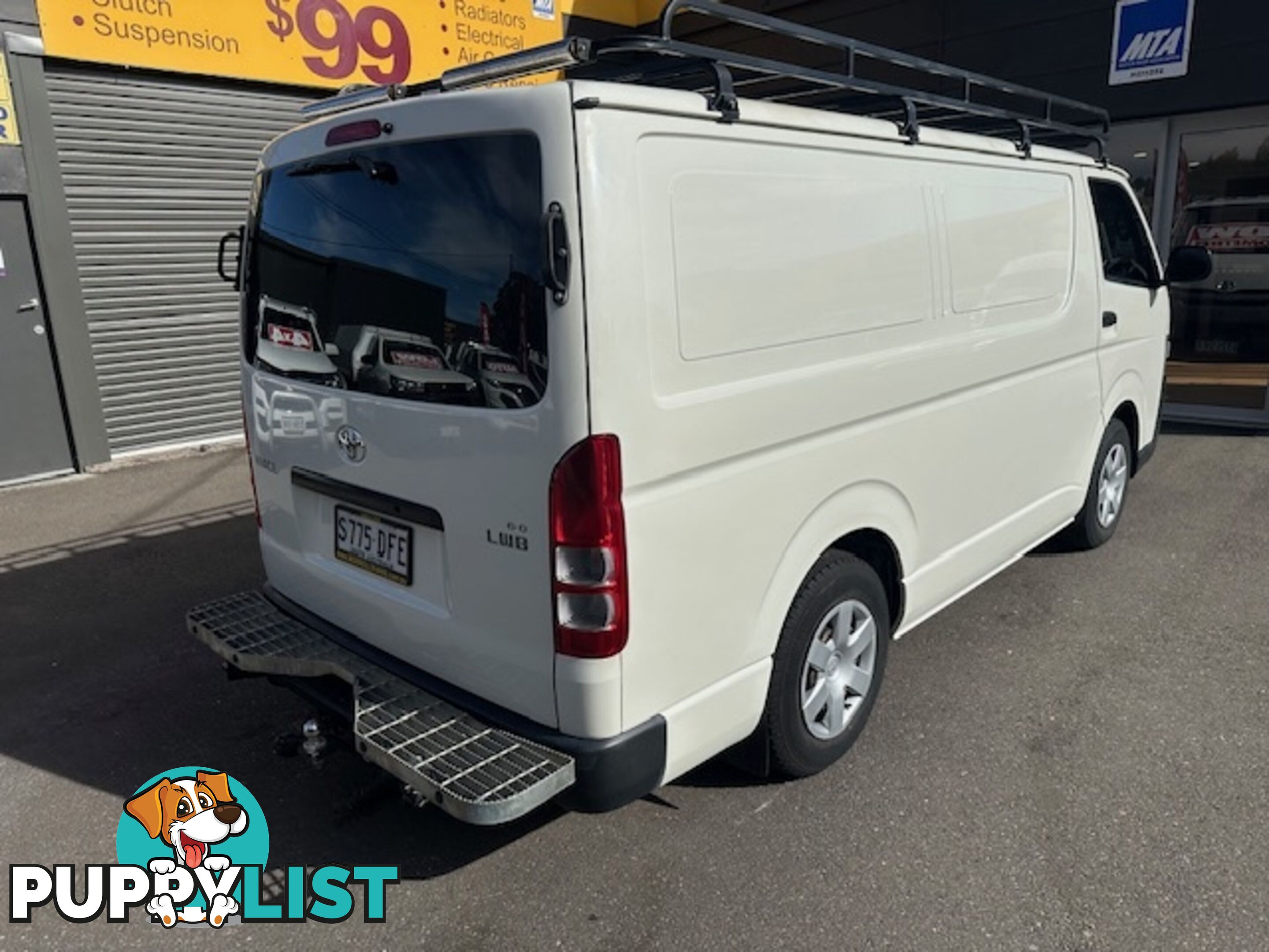 2016 TOYOTA HIACE LWB TRH201R MY16 4D VAN