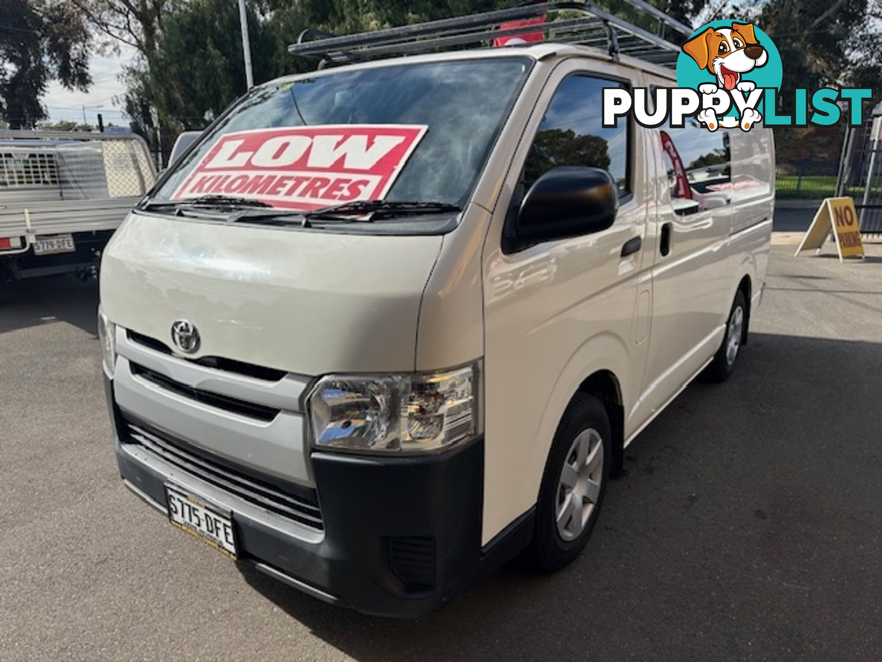 2016 TOYOTA HIACE LWB TRH201R MY16 4D VAN