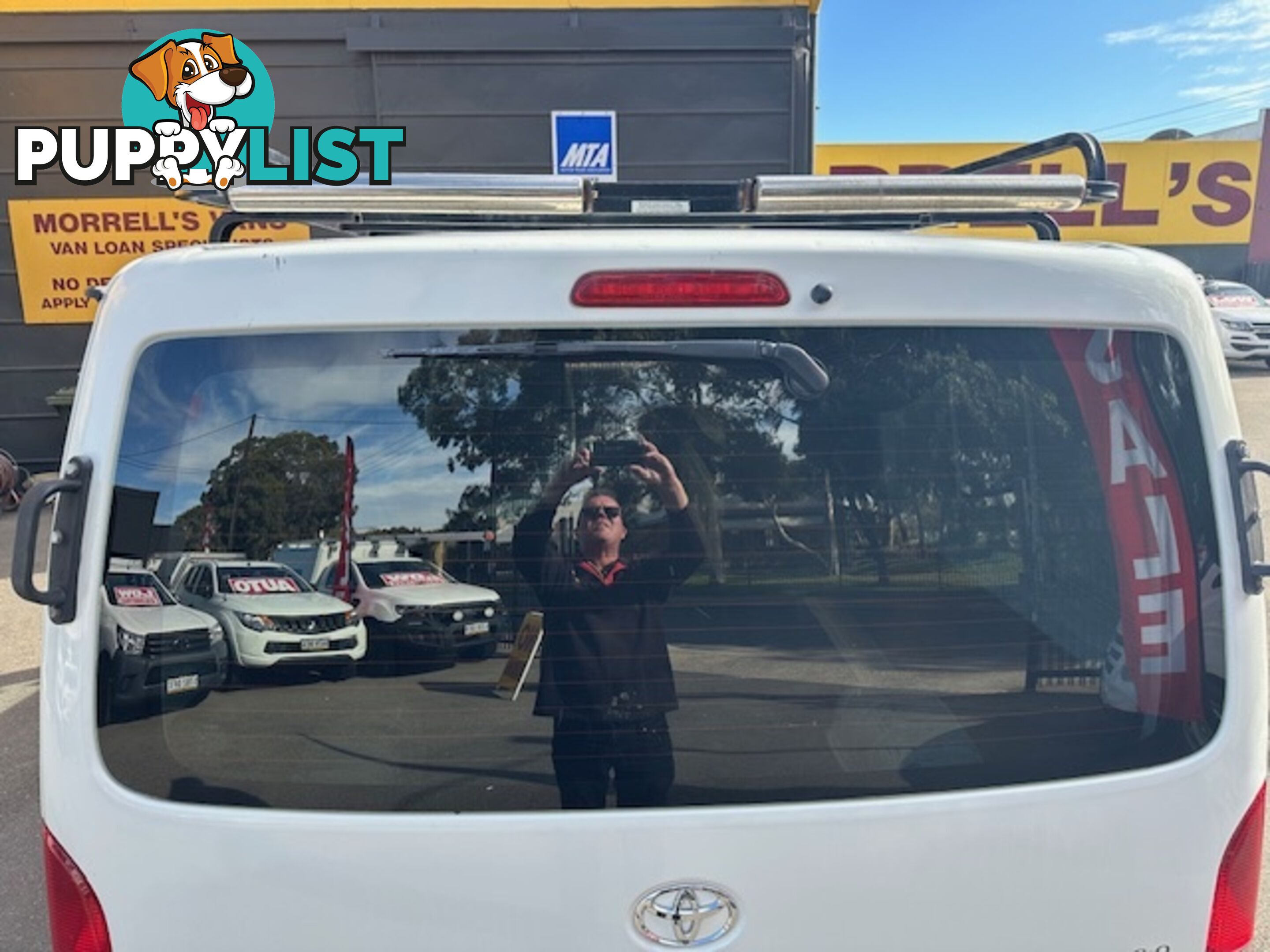 2016 TOYOTA HIACE LWB TRH201R MY16 4D VAN