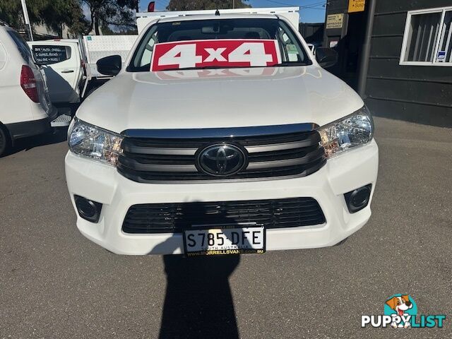 2021 TOYOTA HILUX SR 4X4 GUN126R CCHAS