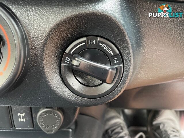 2021 TOYOTA HILUX SR 4X4 GUN126R CCHAS