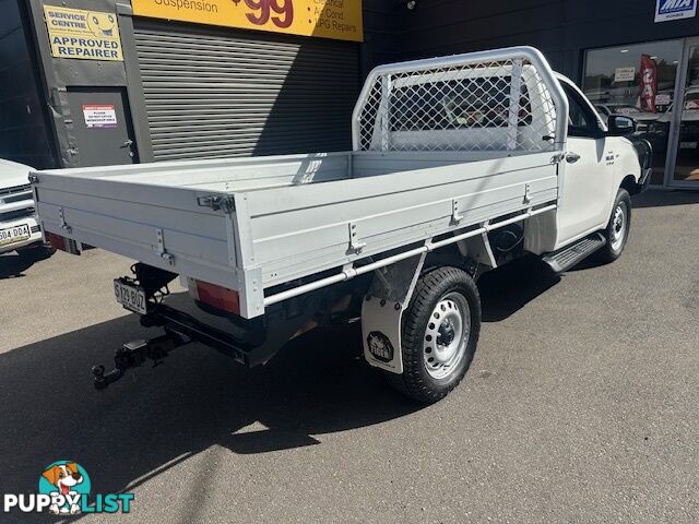 2017 TOYOTA HILUX SR 4X4 GUN126R MY17 CCHAS