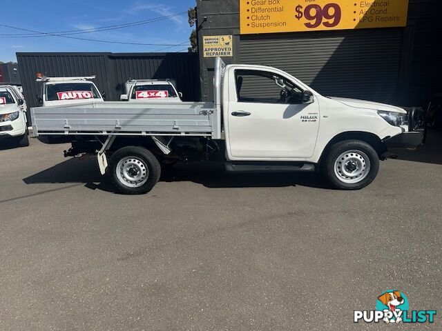 2017 TOYOTA HILUX SR 4X4 GUN126R MY17 CCHAS
