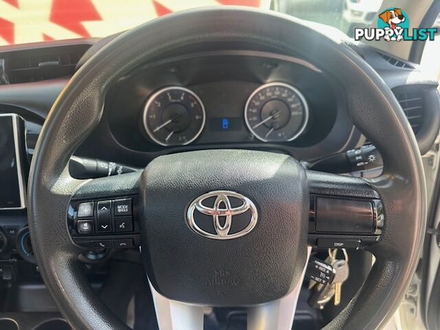2017 TOYOTA HILUX SR 4X4 GUN126R MY17 CCHAS