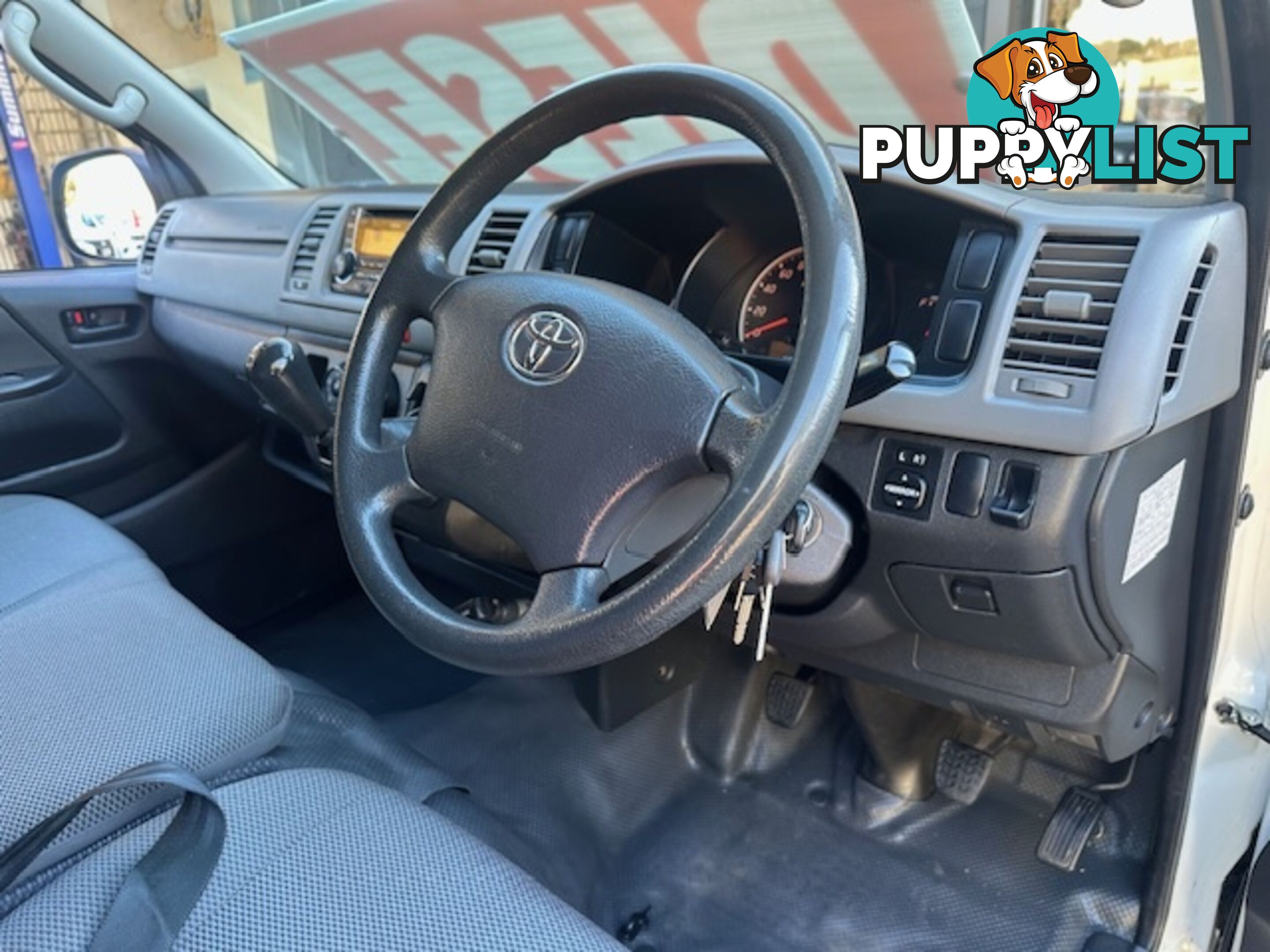 2013 TOYOTA HIACE LWB KDH201R MY12 UPGRADE 4D VAN