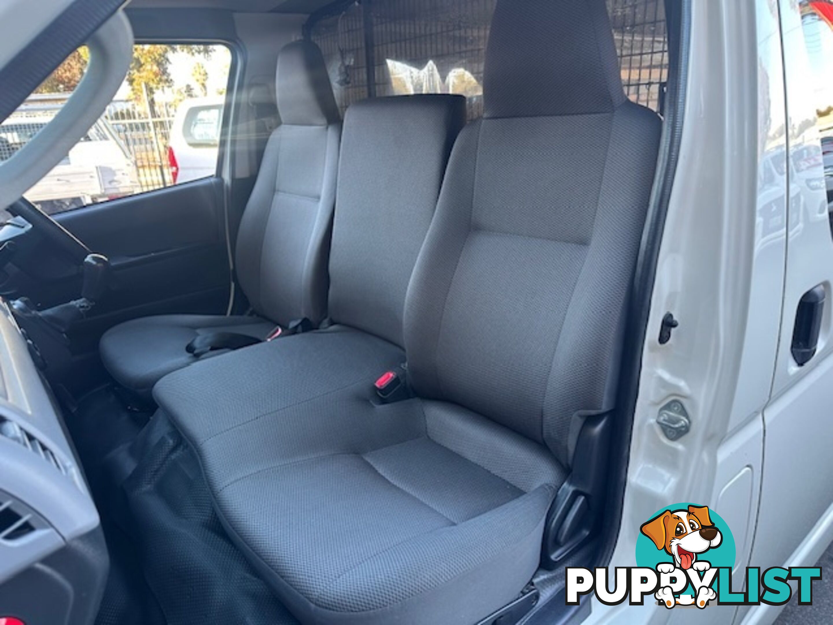 2013 TOYOTA HIACE LWB KDH201R MY12 UPGRADE 4D VAN