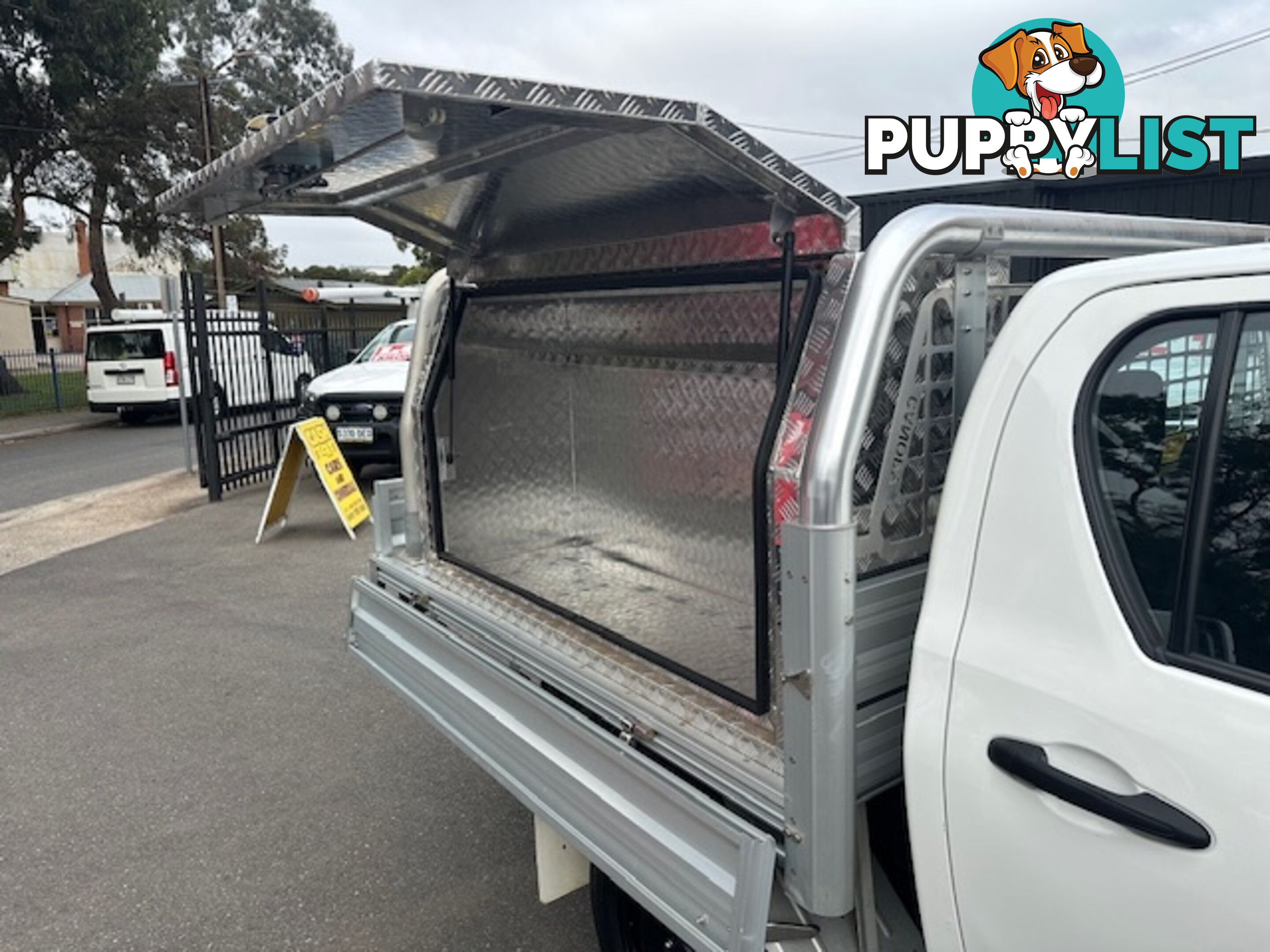 2019 TOYOTA HILUX WORKMATE TGN121R MY19 DOUBLE CAB PUP