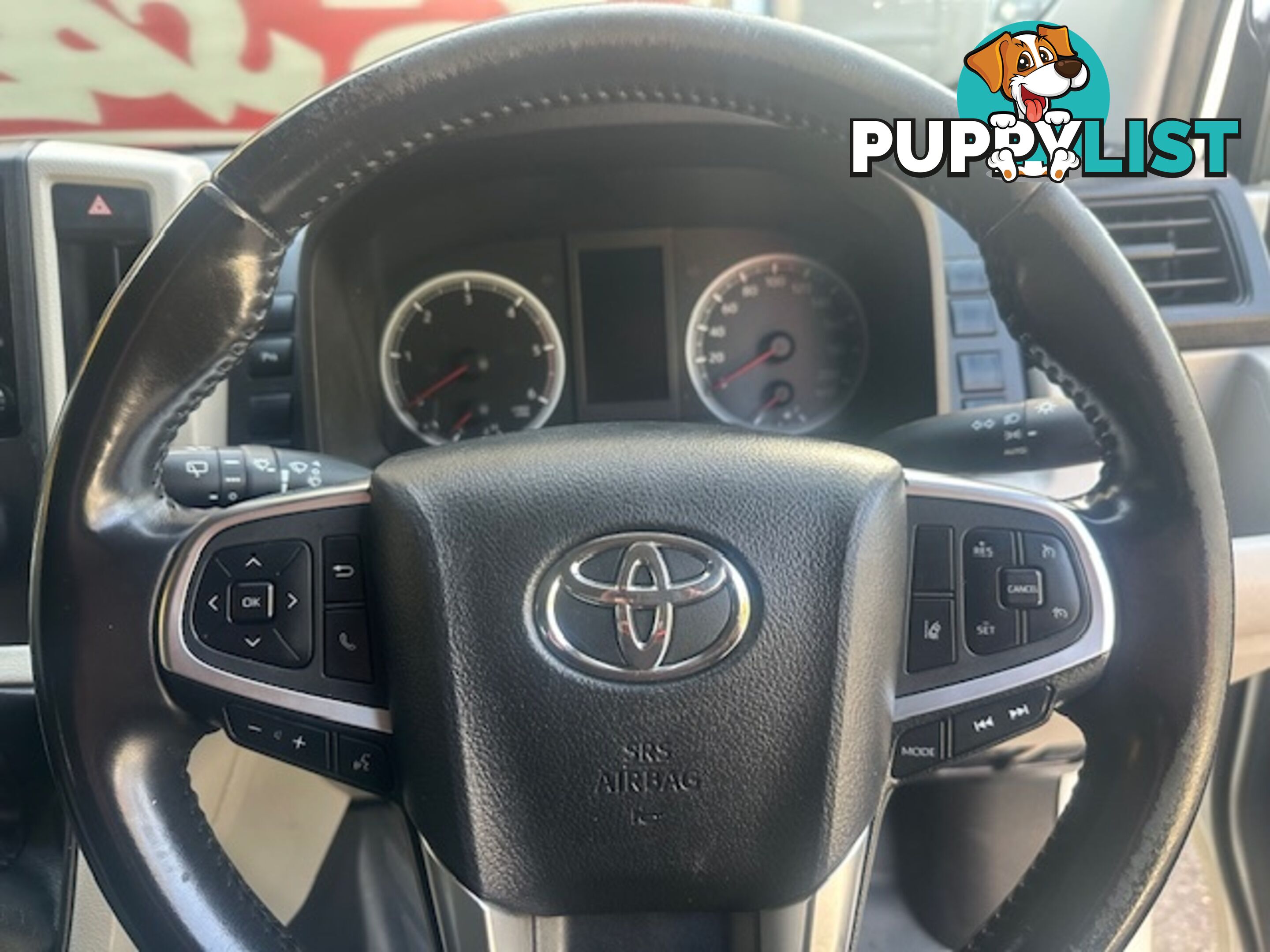 2019 TOYOTA HIACE LWB GDH300R 4D VAN