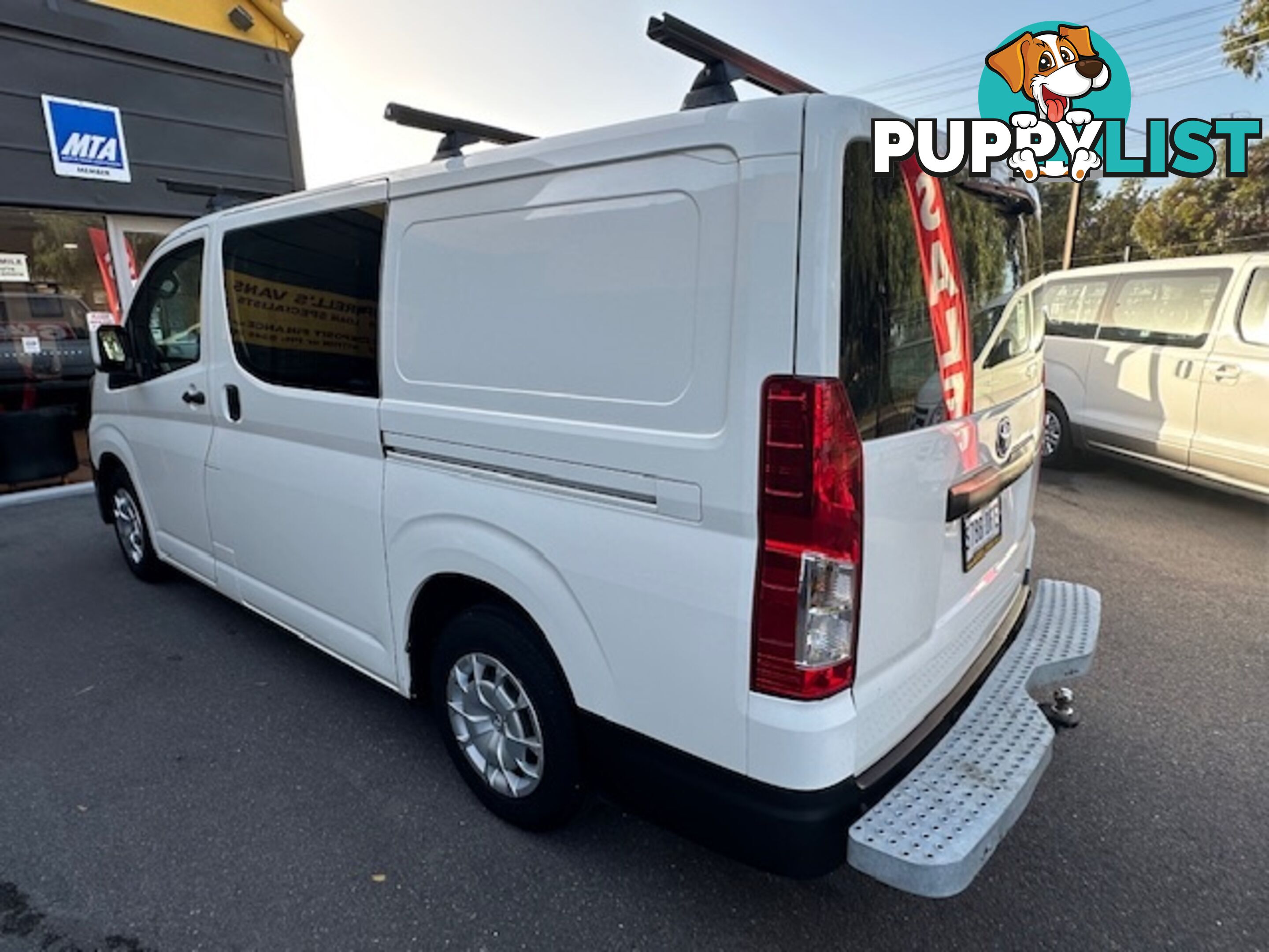 2019 TOYOTA HIACE LWB GDH300R 4D VAN