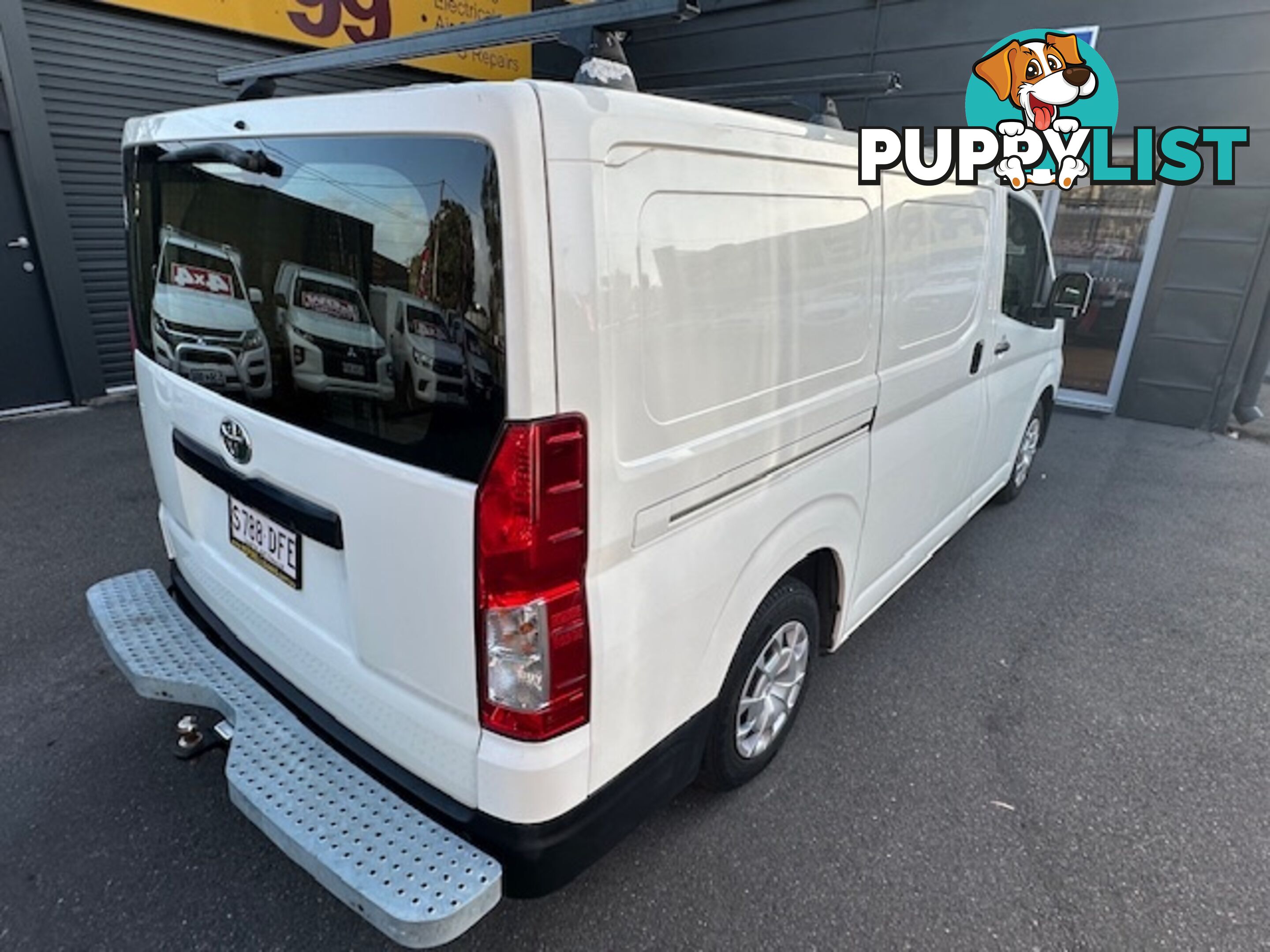 2019 TOYOTA HIACE LWB GDH300R 4D VAN