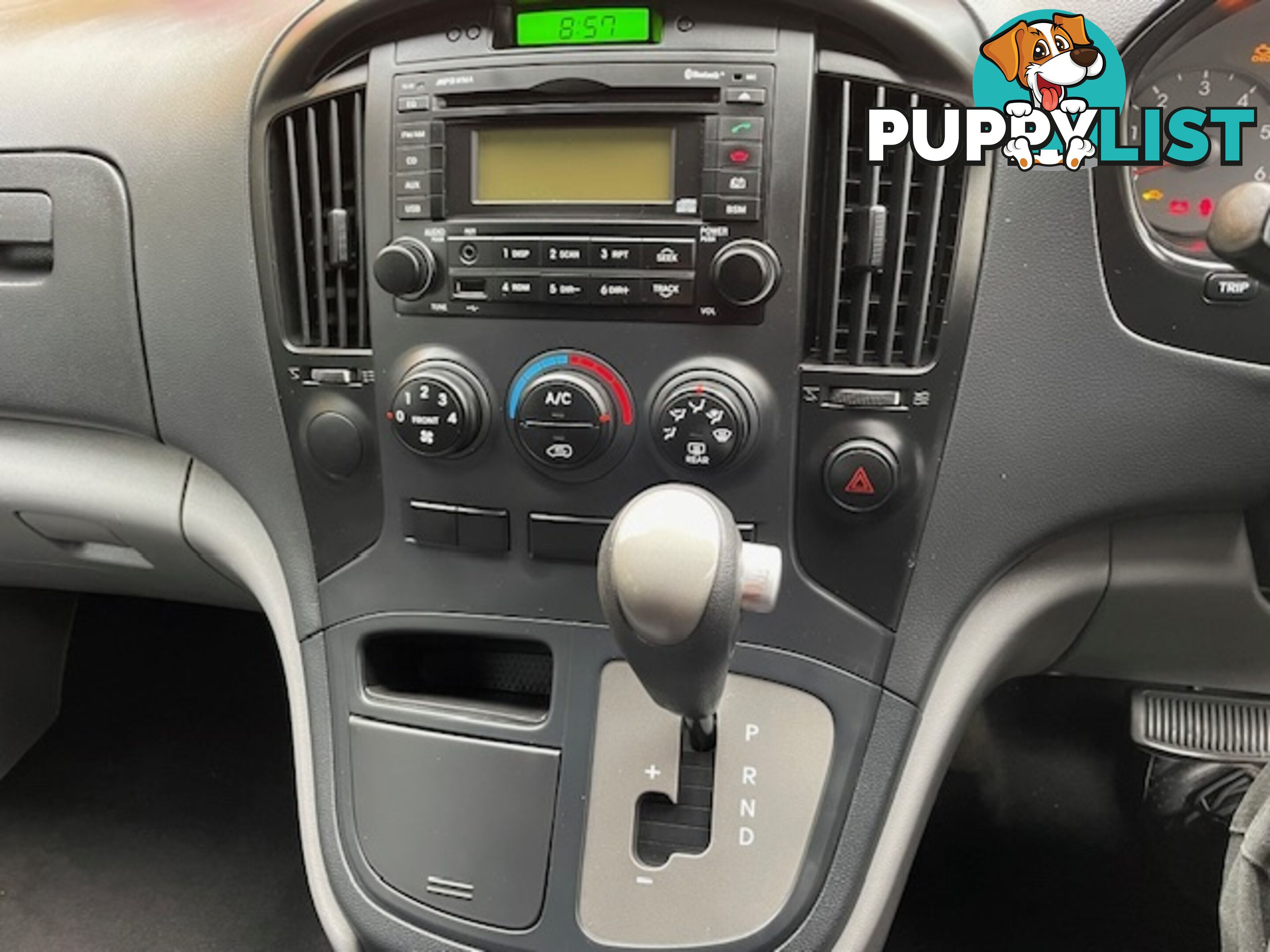 2014 HYUNDAI ILOAD  TQ MY15 4D VAN