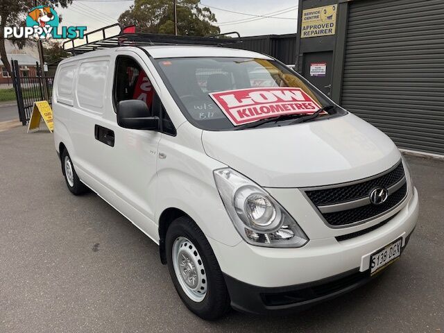 2014 HYUNDAI ILOAD  TQ MY15 4D VAN
