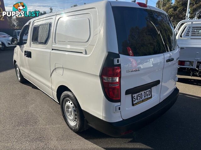 2019 HYUNDAI ILOAD 3S TWIN SWING TQ4 MY19 4D VAN